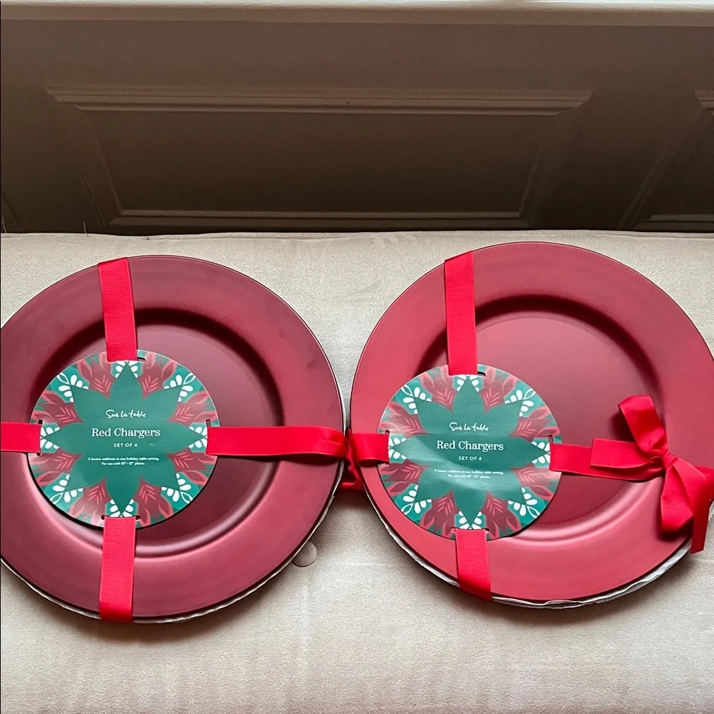NWT! Sur La Table Set of 8 Red Charger Plates